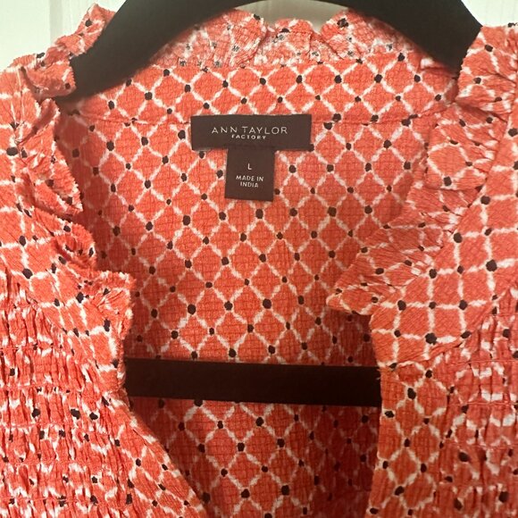 L Ann Taylor Factory Orange Blouse - Picture 2 of 4